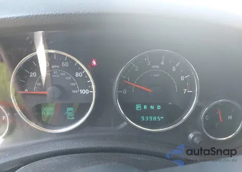 2017 Jeep Wrangler Unlimited Smoky Mountain 4X4 from USA, damaged, VIN 1C4HJWEG2HL677750